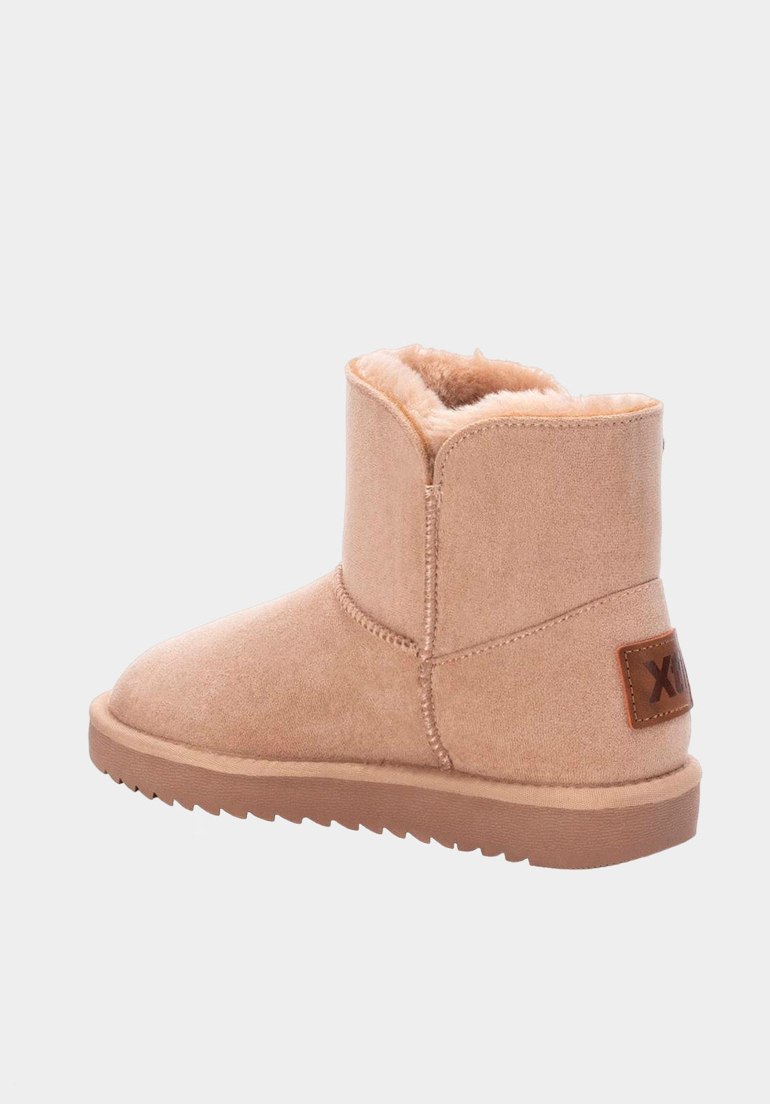 Fur-lined boot