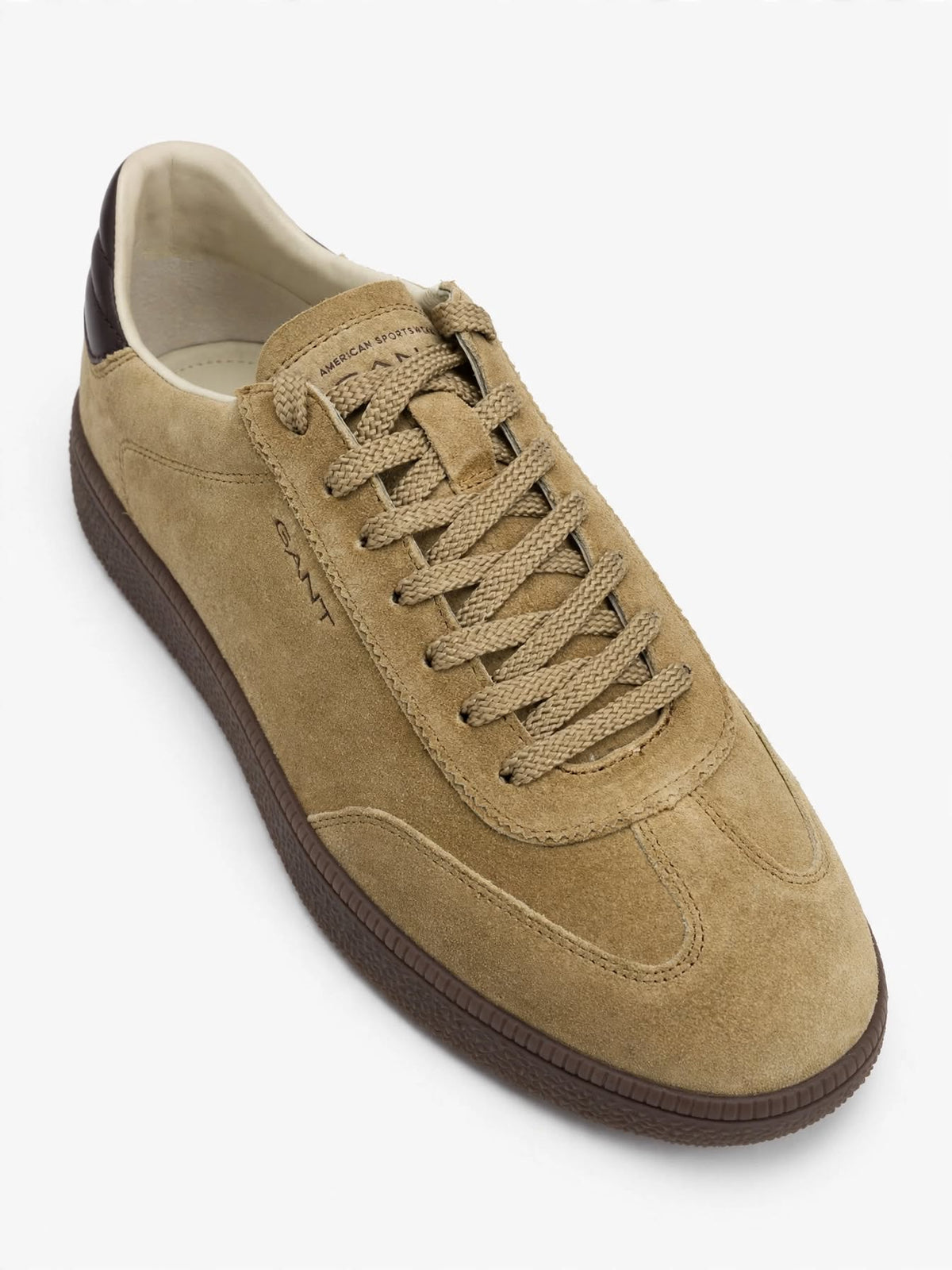 Tenis cuzmo