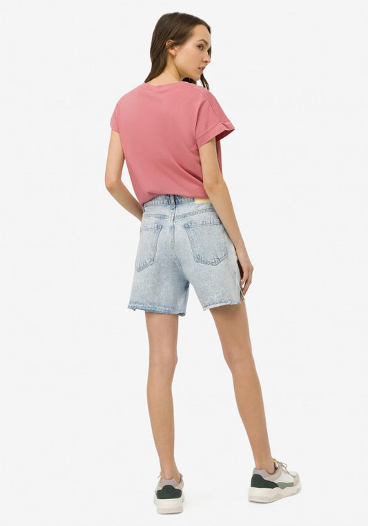 Light-colored shorts
