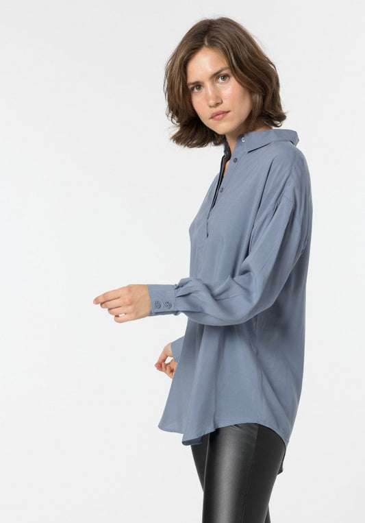 Camiseiro senhora