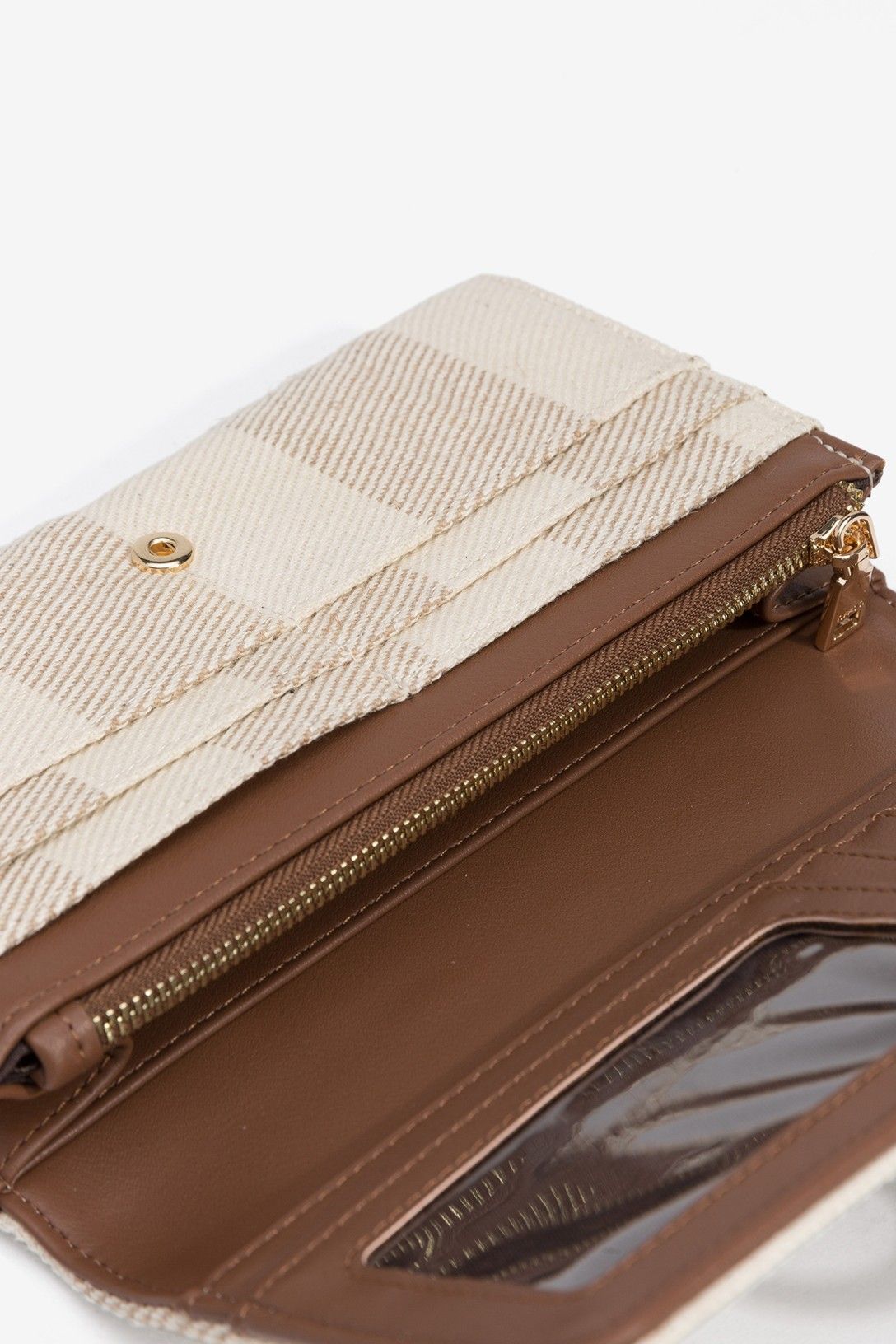 Laura wallet