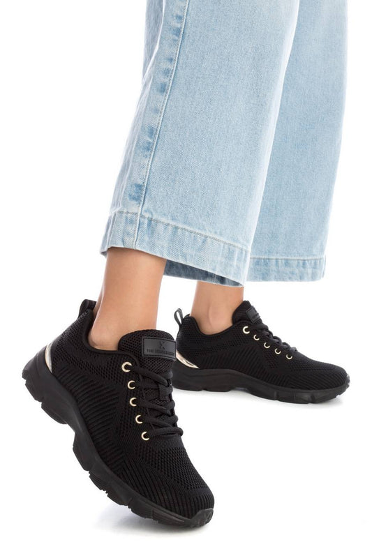 Tenis