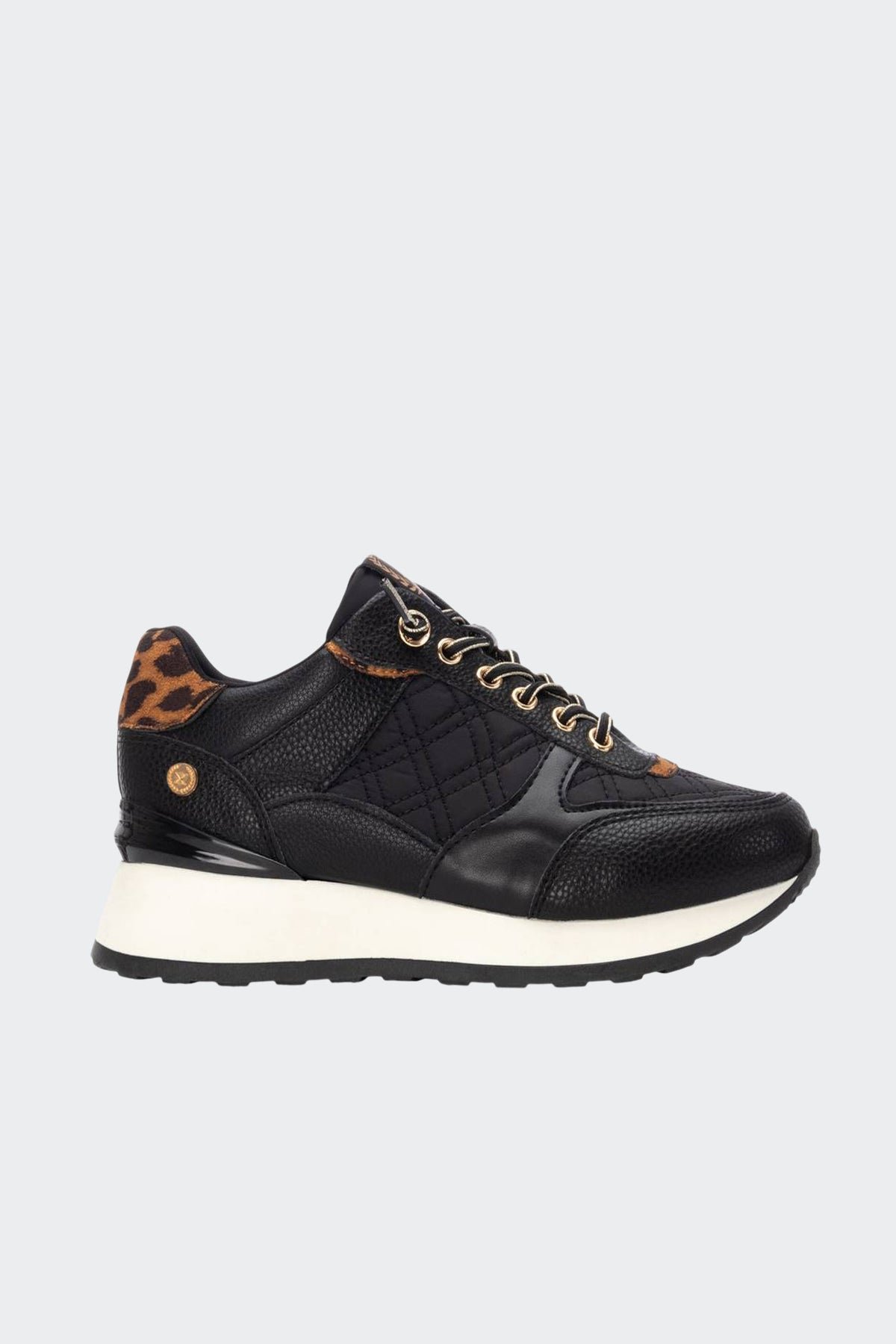 Women's sneakers