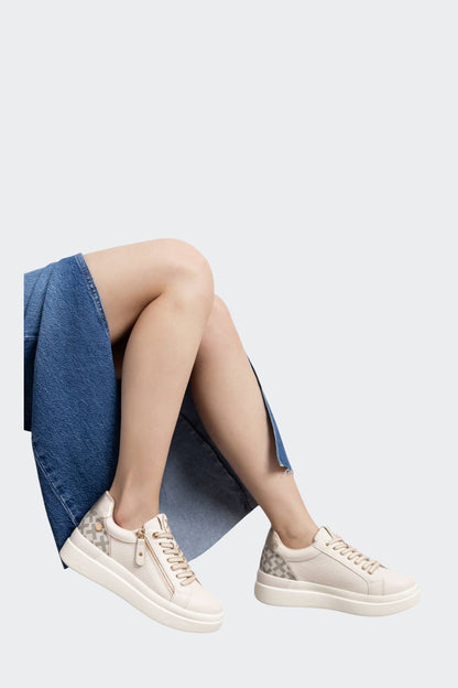 Women's sneakers