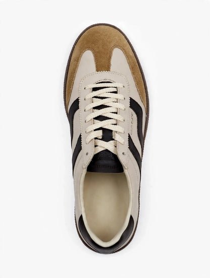 Tenis cuzmo