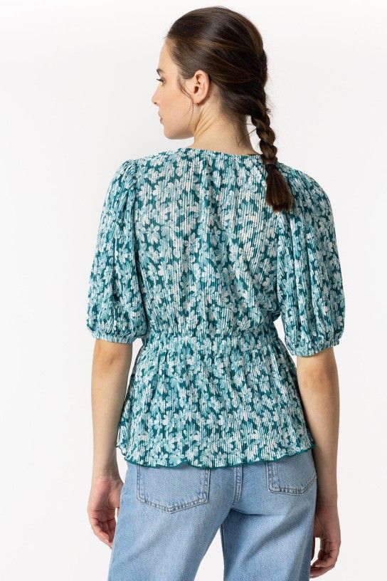 Blusa pompom