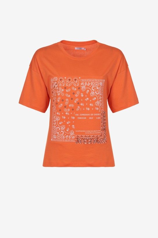 T-shirt abundance